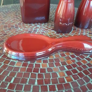 Le Creuset spoon rest